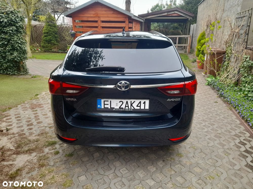 Toyota Avensis 2.0 D-4D Prestige - 8