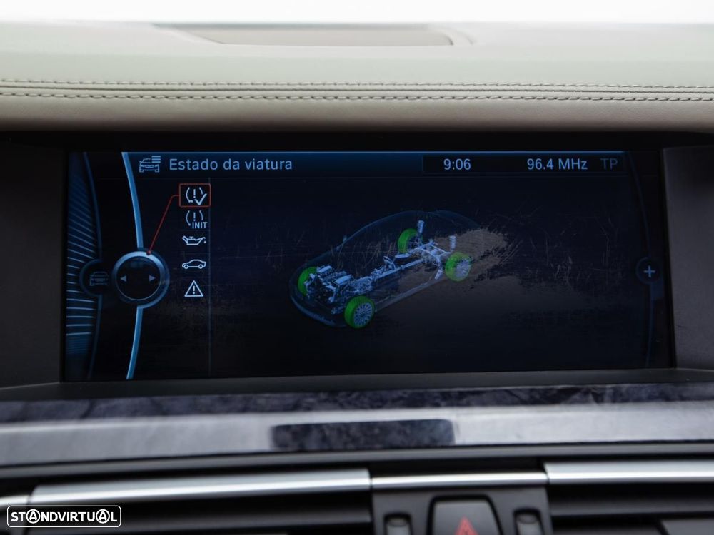 BMW 740 - 31