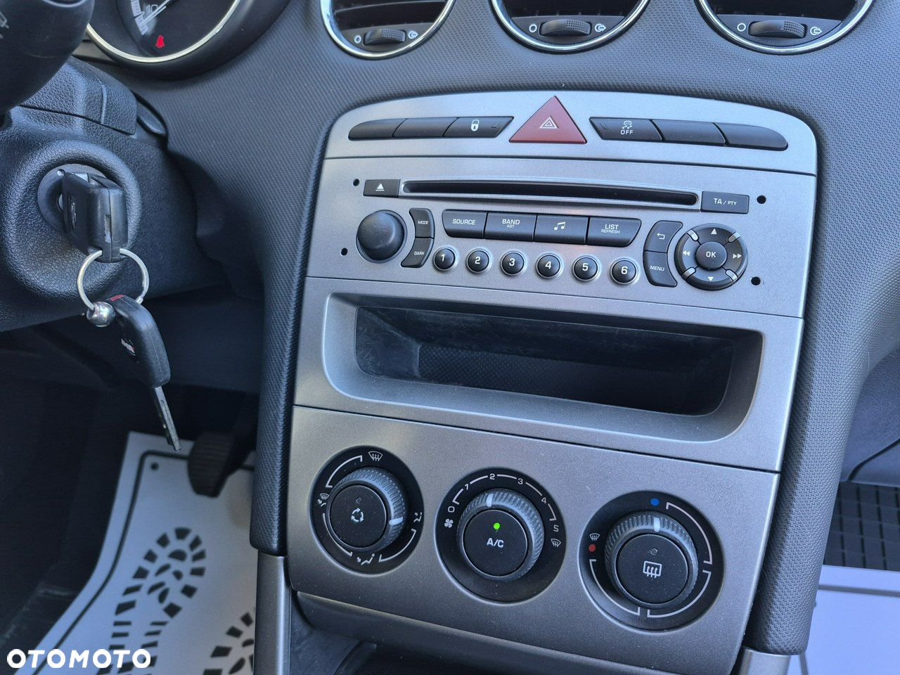 Peugeot 308 - 16