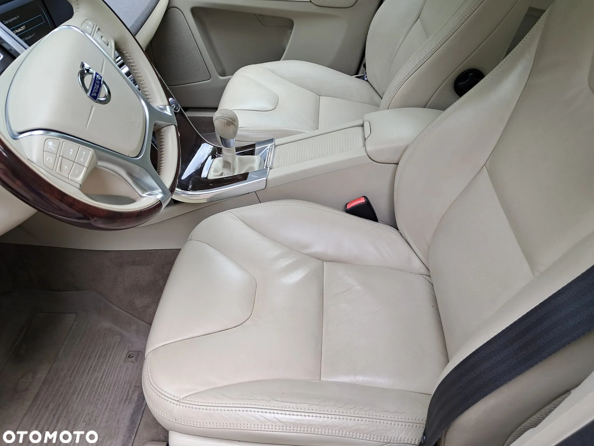 Volvo XC 60 D3 Momentum - 12