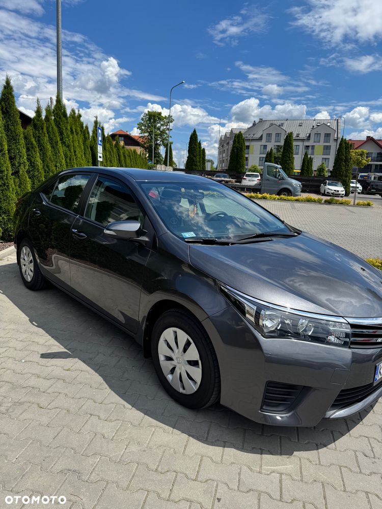 Toyota Corolla - 5