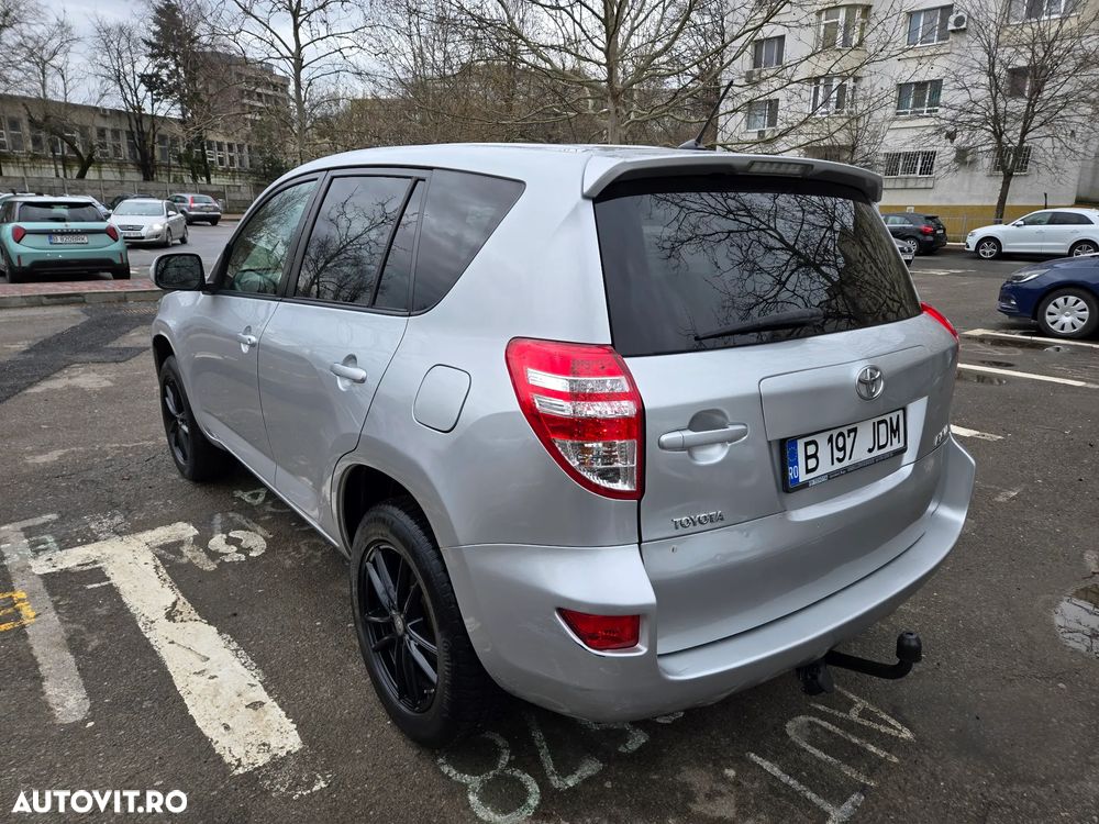 Toyota RAV4 2.2L D-CAT M/T Luxury - 3