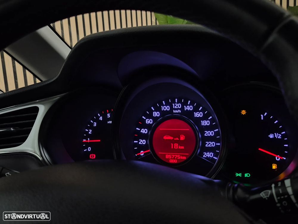 Kia Ceed SW 1.4 CRDi LX - 21