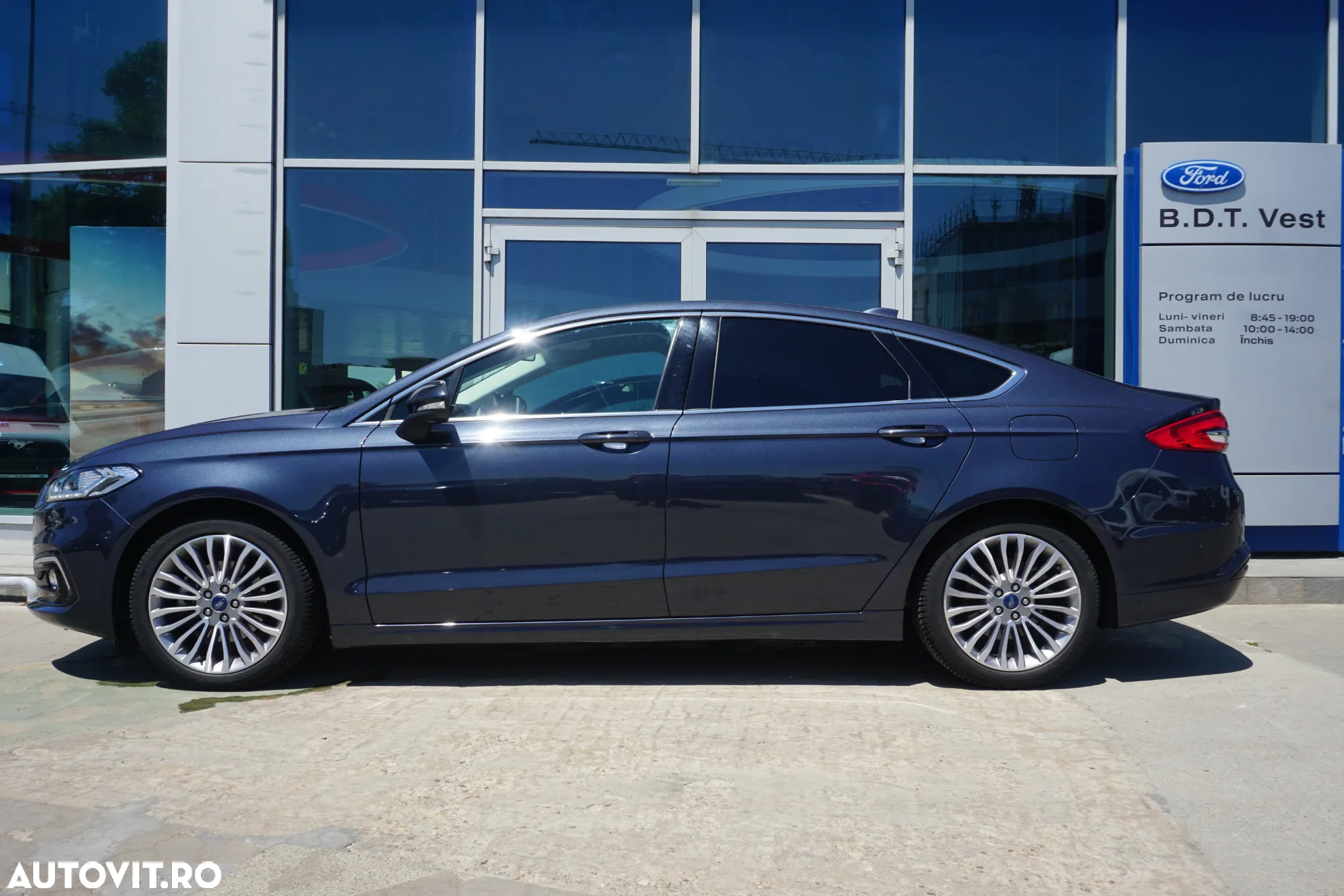 Ford Mondeo 2.0 HEV Titanium - 4