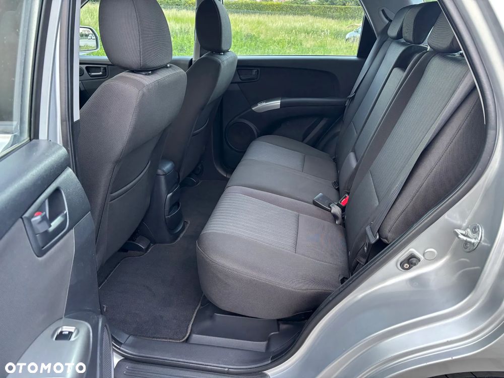 Kia Sportage 2.0 Freedom + - 11