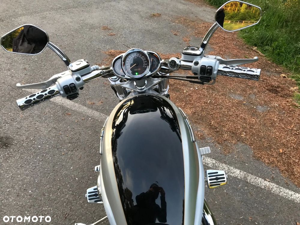Harley-Davidson V-Rod Street Rod - 5
