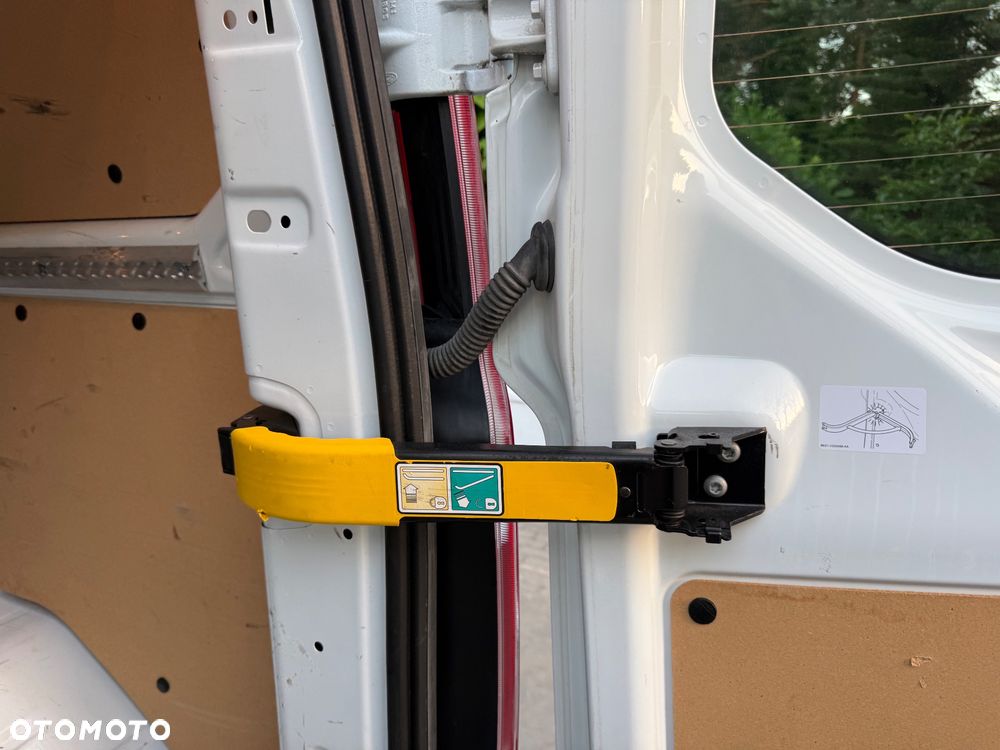 Ford Transit Custom - 24