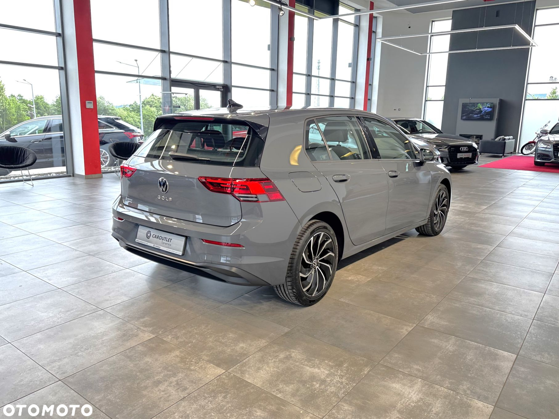 Volkswagen Golf - 9