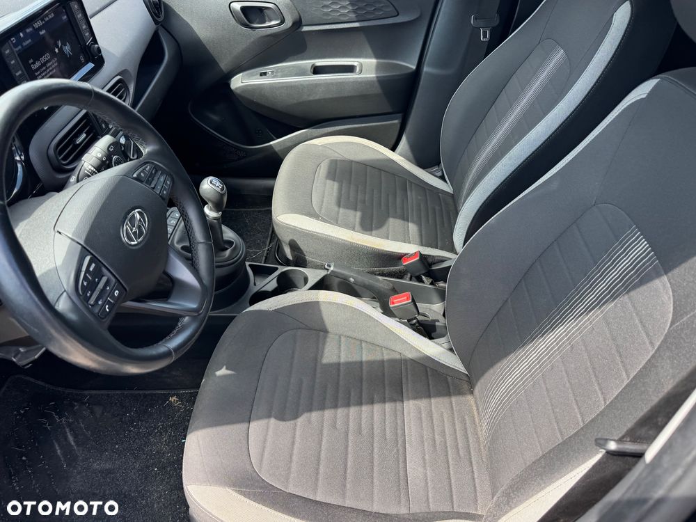 Hyundai i10 1.0 EDITION 30+ - 8