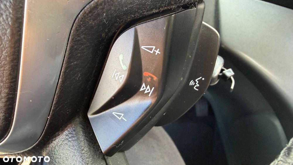 Ford C-MAX 1.6 TDCi Start-Stop-System Champions Edition - 23