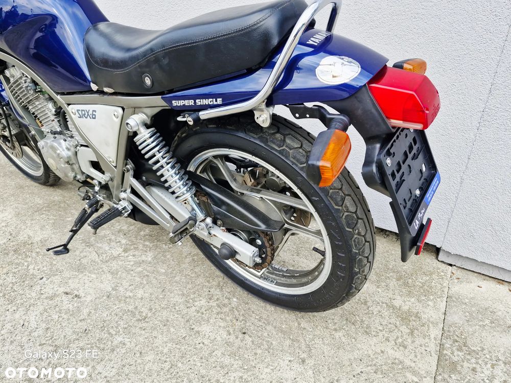 Yamaha SRX - 13