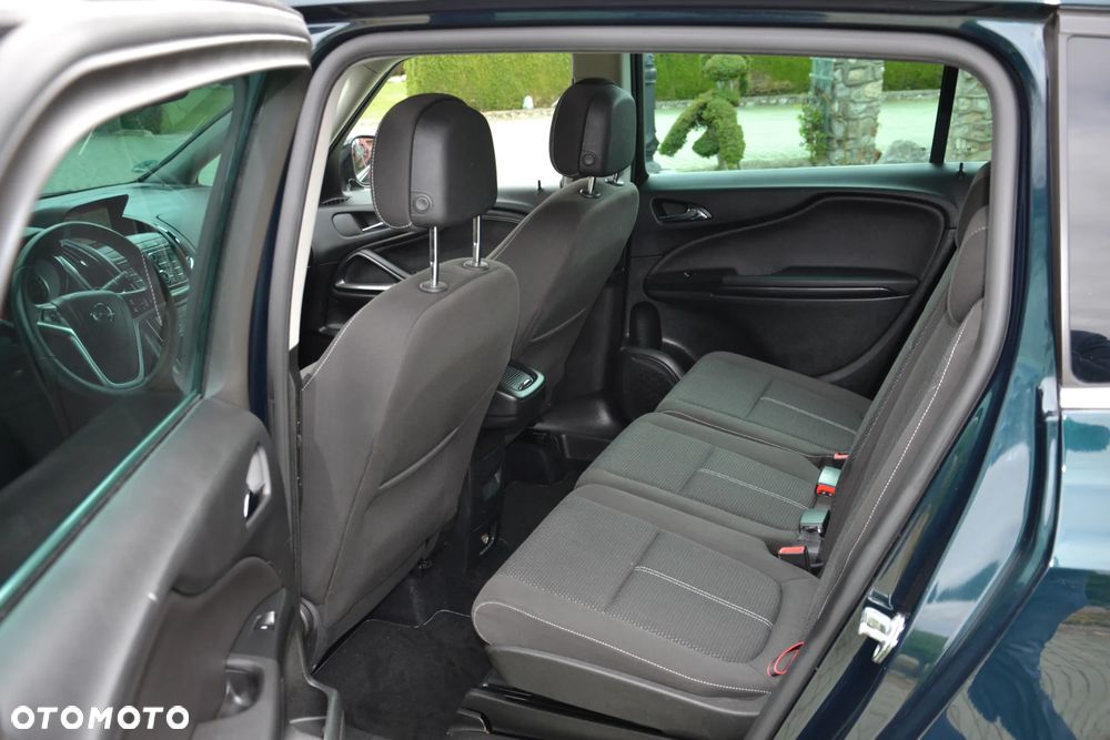 Opel Zafira Tourer 1.6 SIDI Turbo Innovation - 19