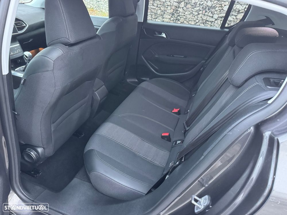 Peugeot 308 PureTech 110 Stop & Start Allure - 13