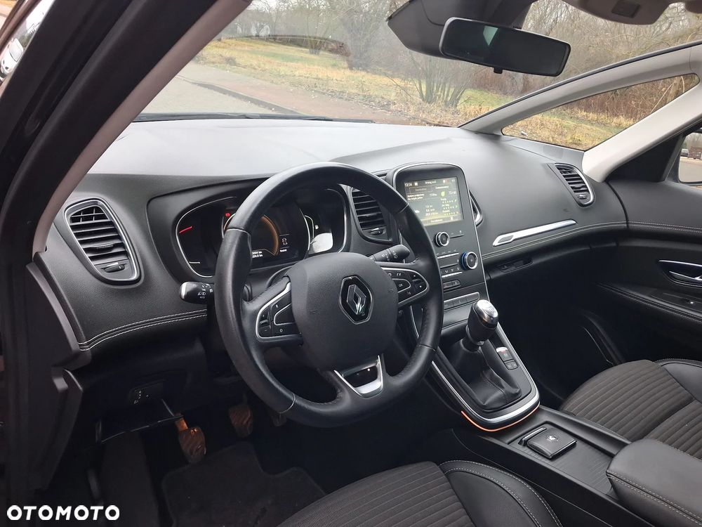 Renault Scenic BLUE dCi 120 BUSINESS EDITION - 6