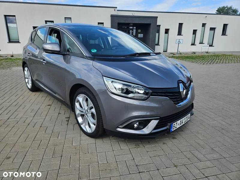 Renault Scenic - 11