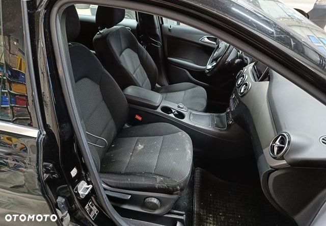 Mercedes-Benz Klasa B 180 (BlueEFFICIENCY) 7G-DCT - 6