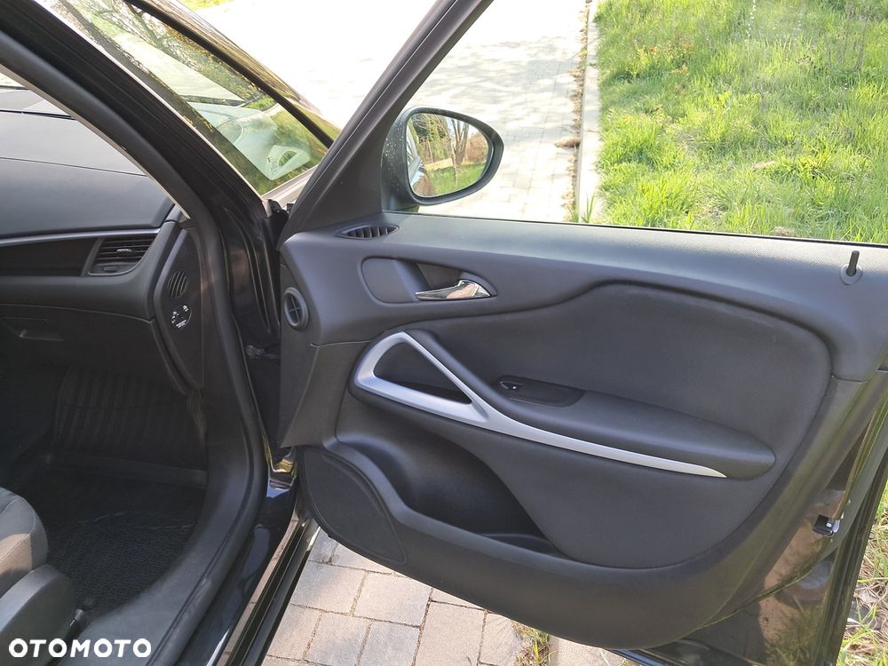 Opel Zafira - 27