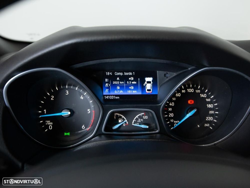 Ford Focus SW 1.5 TDCi ST-Line - 12