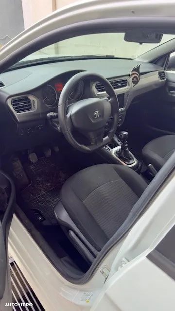 Peugeot 301 1.5 BlueHDI FAP Active - 4