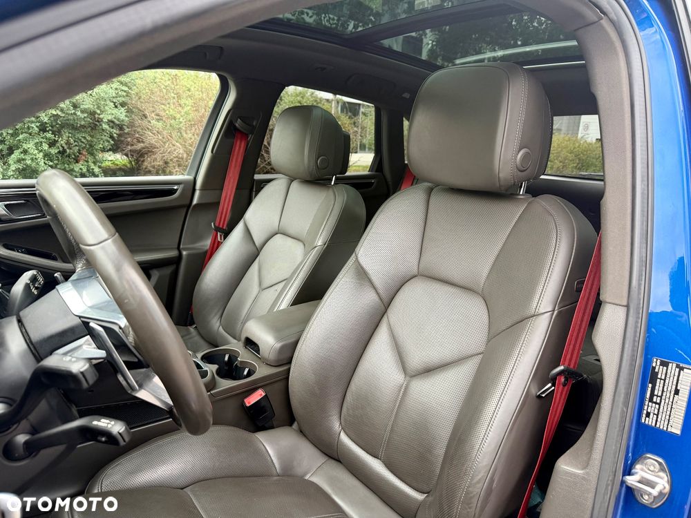 Porsche Macan Standard - 13