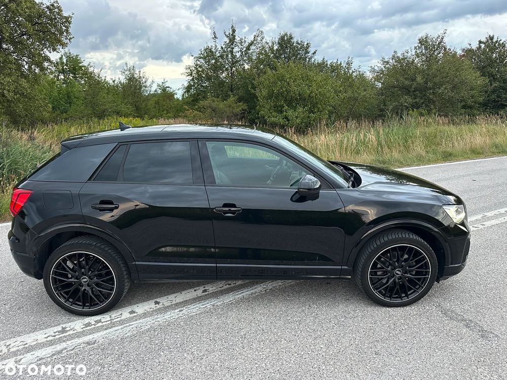 Audi Q2 40 TFSI Quattro S tronic sport - 4