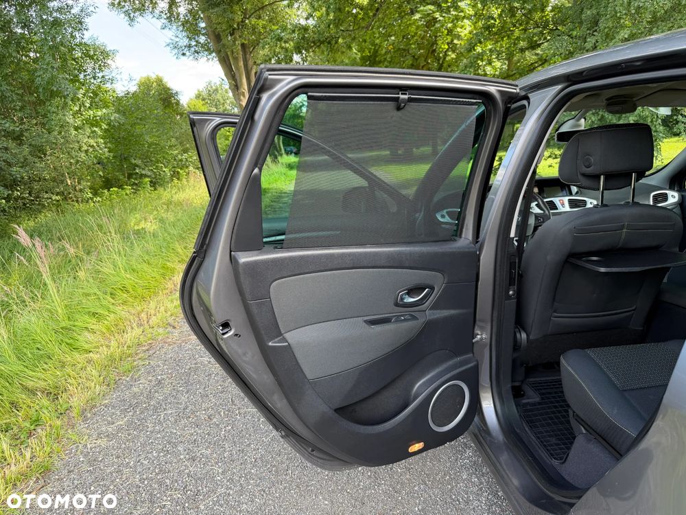 Renault Scenic 1.9 dCi Confort Privilege - 16