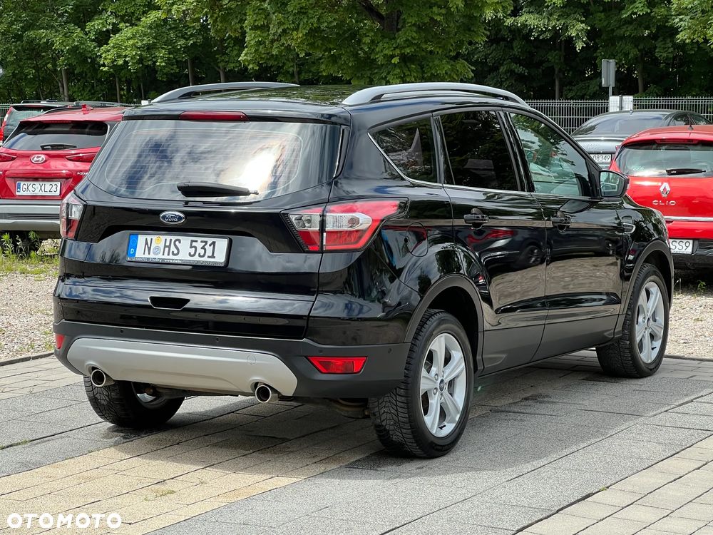 Ford Kuga 2.0 TDCi 4x2 Titanium - 10