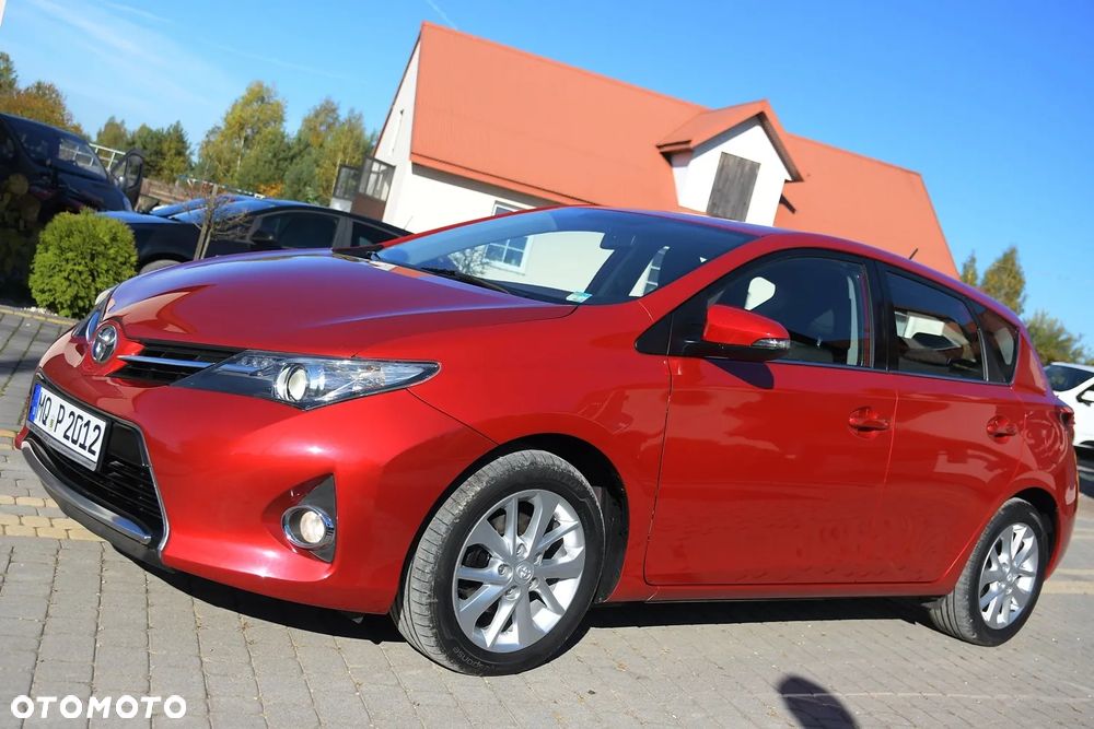 Toyota Auris - 10