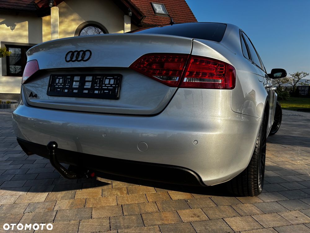 Audi A4 Limousine 2.0 TDI DPF - 11