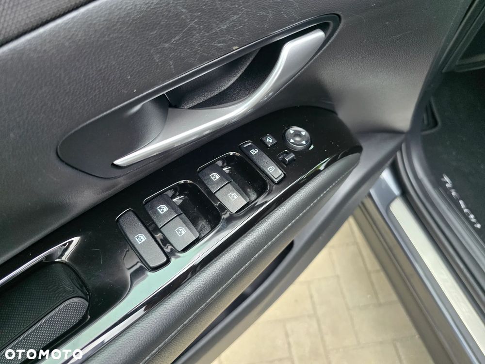 Hyundai Tucson - 24