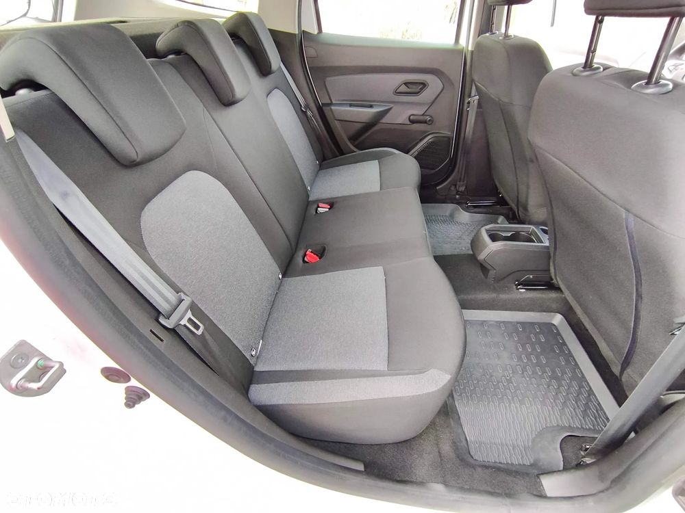 Dacia Duster 1.0 TCe Essential - 18