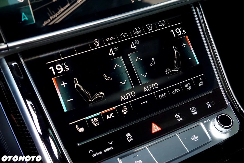 Audi S8 - 24