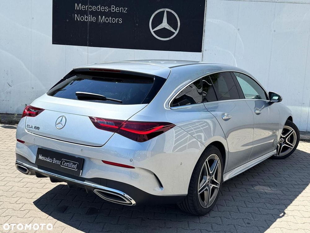 Mercedes-Benz CLA - 4