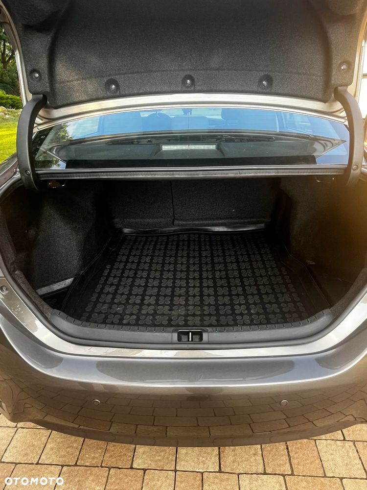 Toyota Corolla 1.33 Active - 3