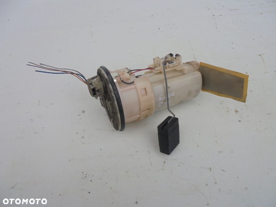 CZUJNIK POZIOMU PALIWA PŁYWAK 1.8VVTI 2.0VVTI RAV4 II F-VAT - 1