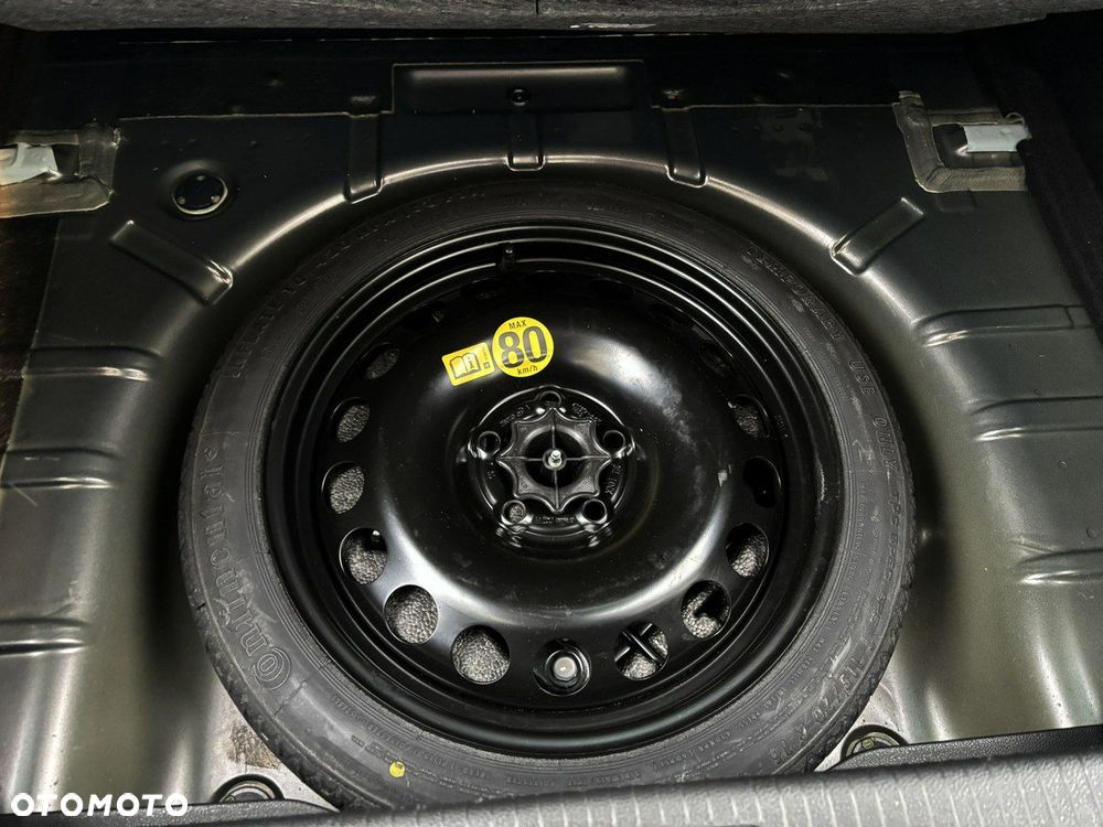 Opel Astra 1.4 Turbo Innovation - 23