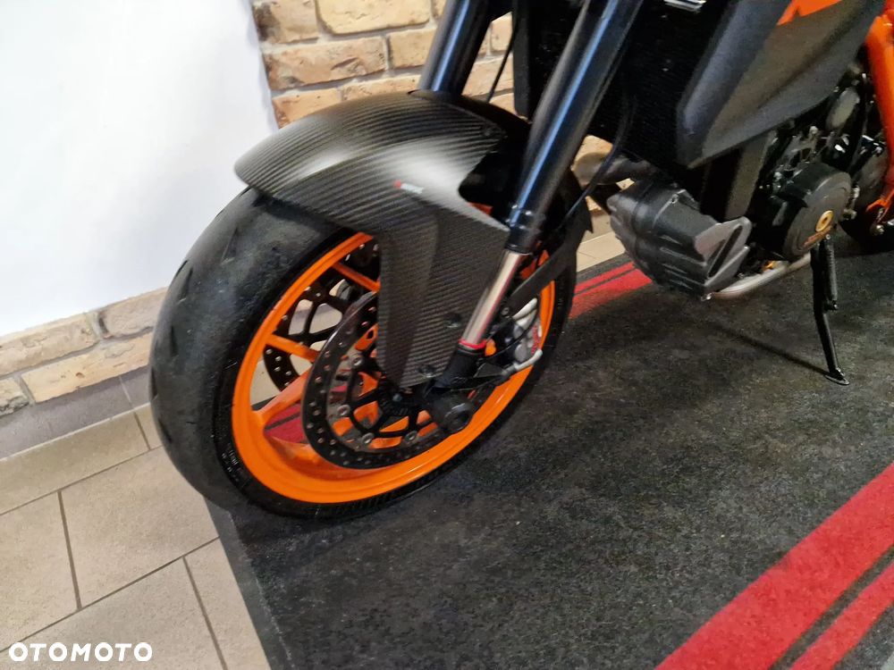 KTM Super Duke - 16
