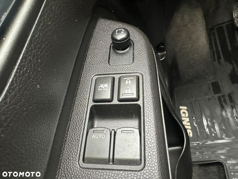 Suzuki Ignis 1.2 SHVS Premium Plus - 10