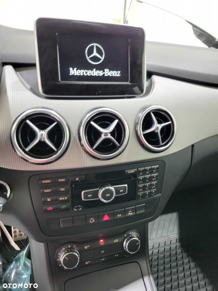Mercedes-Benz Klasa B - 23