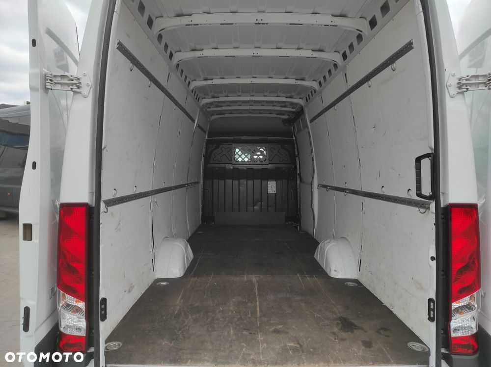 Iveco Daily 35S16 - 9