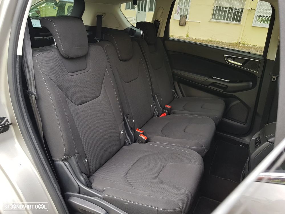 Ford S-Max 2.0 TDCi Titanium - 39