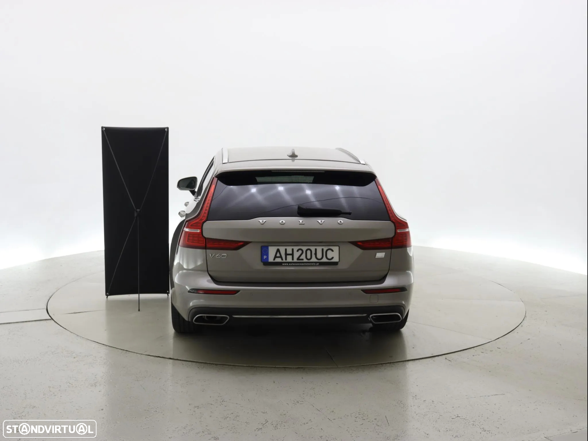 Volvo V60 2.0 T6 AWD TE R-Design Expression - 5