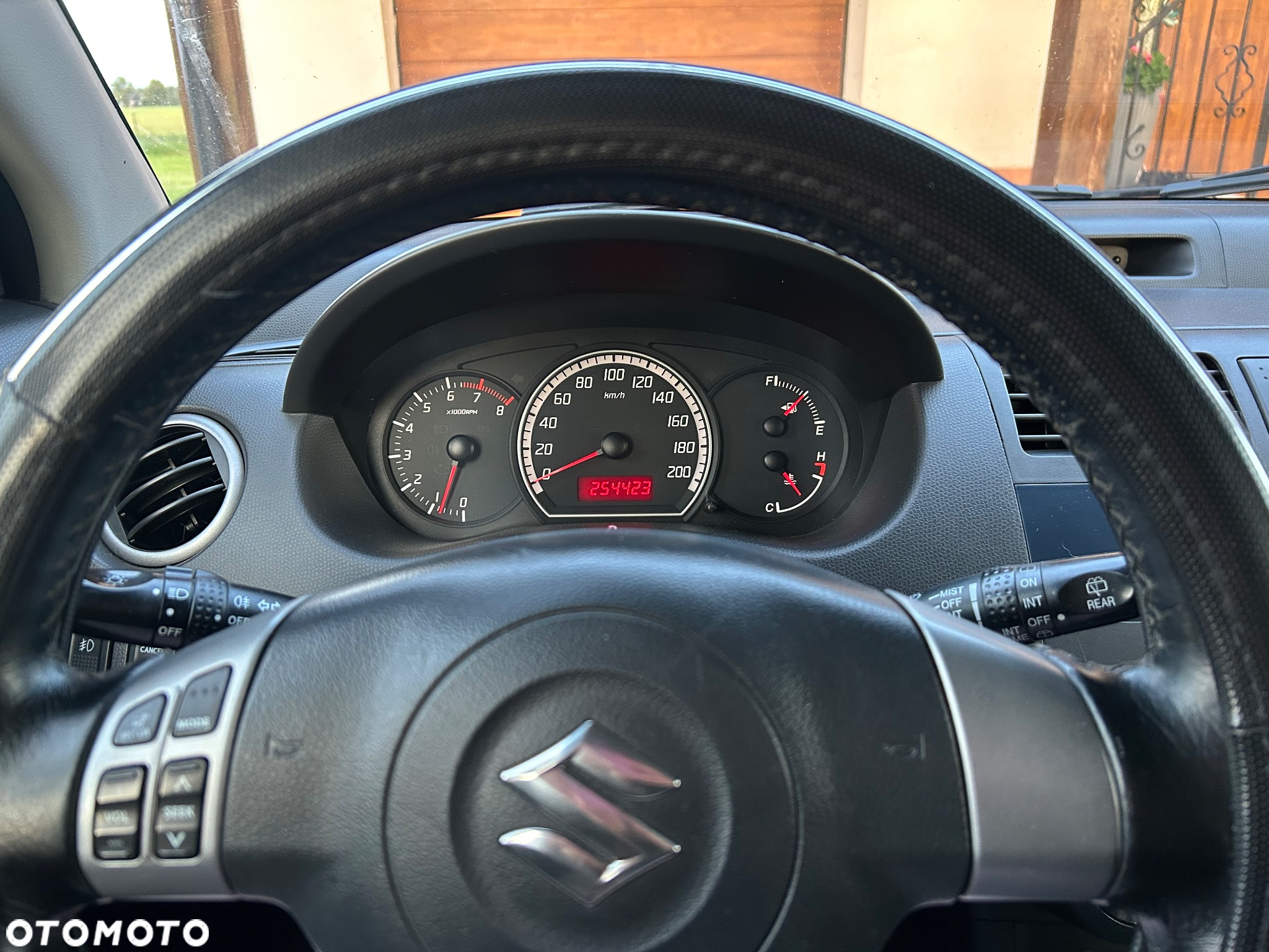 Suzuki Swift - 7