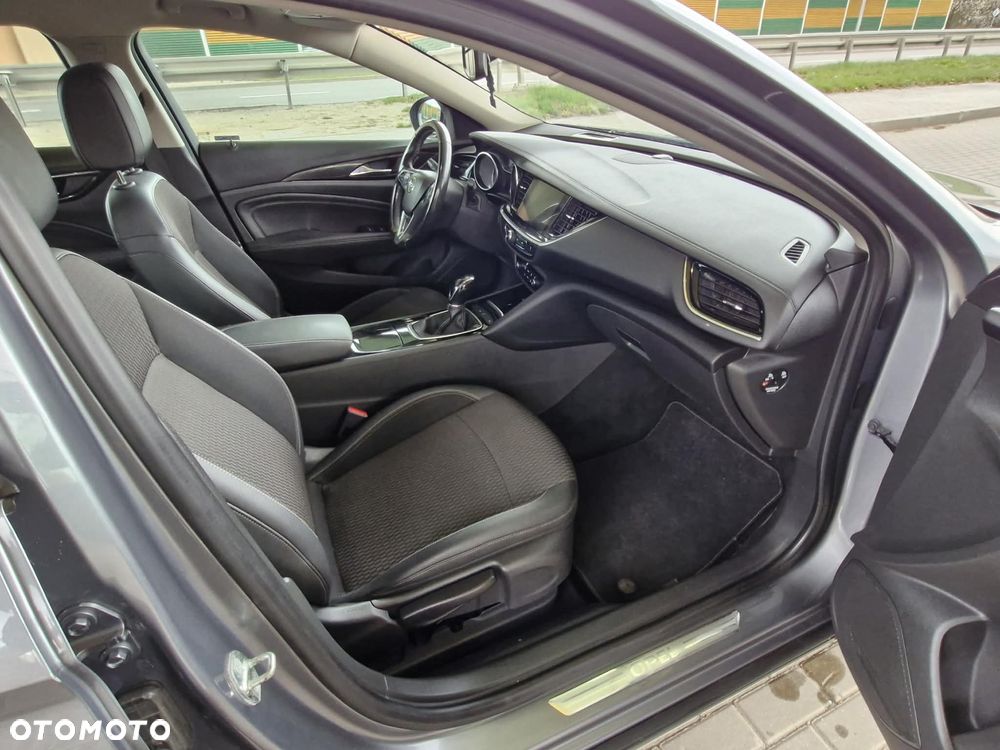 Opel Insignia 2.0 CDTI Exclusive S&S - 9