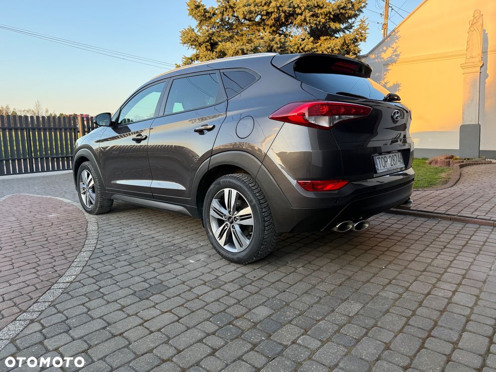 Hyundai Tucson 2.0 CRDi 4WD Automatik Passion - 12