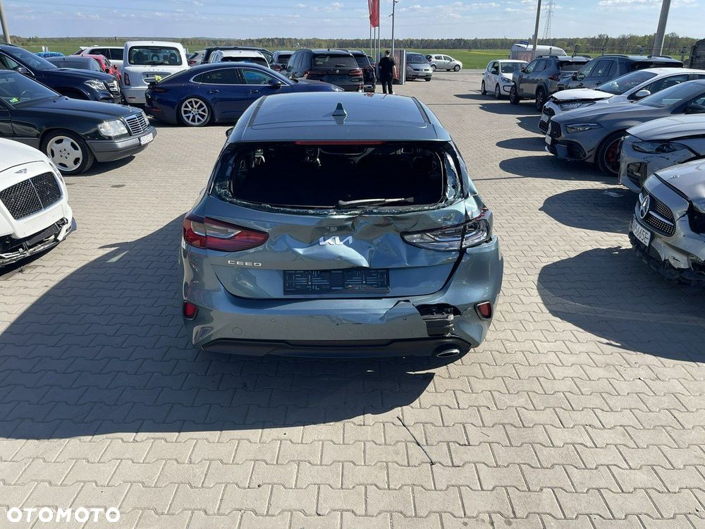 Kia Ceed 1.0 T-GDI 120 OPF Vision - 3