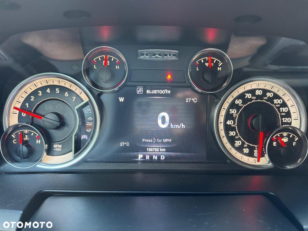 Dodge RAM 5.7 4x4 - 16