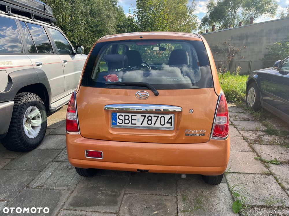 Daihatsu Trevis - 5