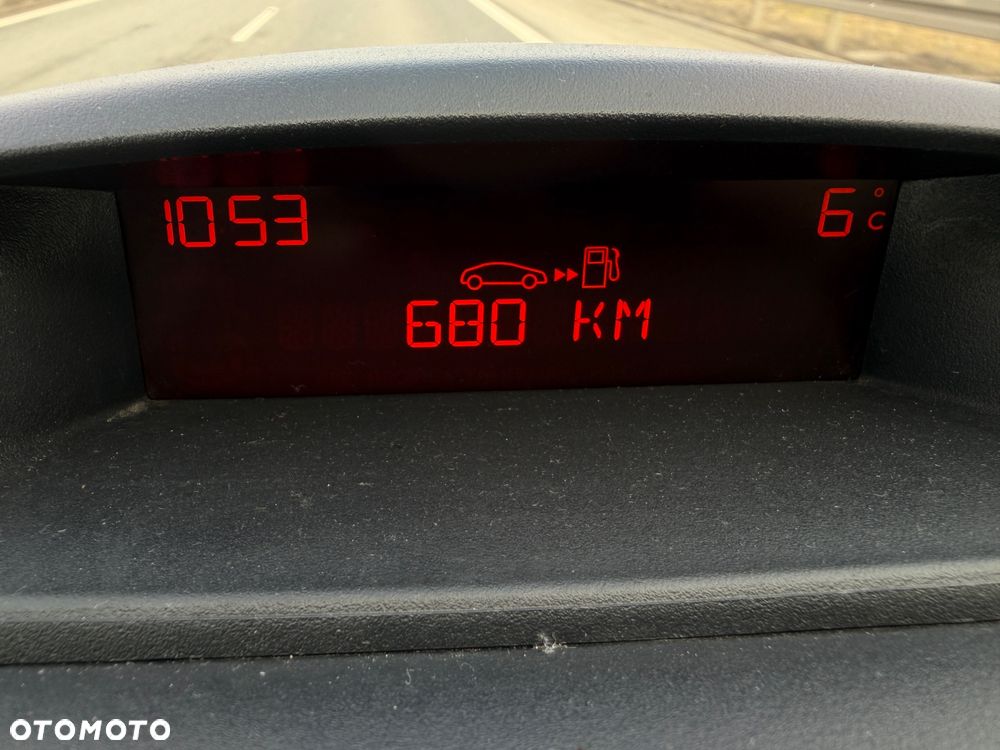 Peugeot Partner - 32