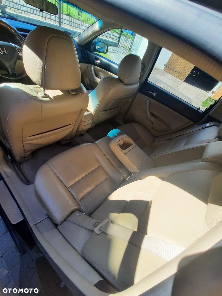 Honda Accord 2.2i-CTDi Executive - 10